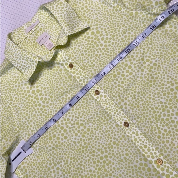 𝅺CHICO’S No-Iron Button Front Shirt Size 0 - Picture 7 of 8